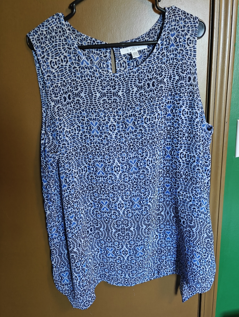 Fever Blue & White Scoop Neck Sleeveless Layered Tank Top - Size XXL